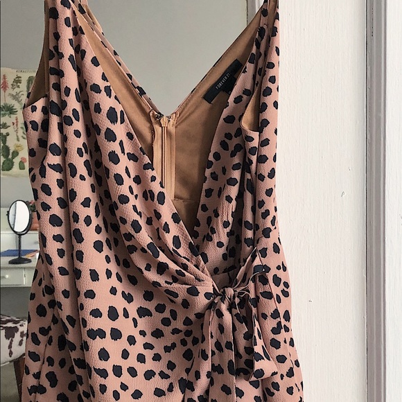 Leopard Print Romper - Picture 2 of 4